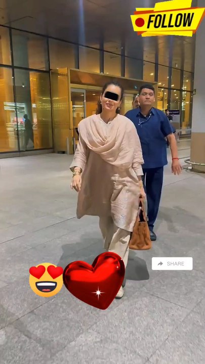 Bollywood Actress Kangana Ranaut was Spotted at Mumbai Airport ❤️🥰🔥#kanganaranaut #bollywood #actresses #actressreels