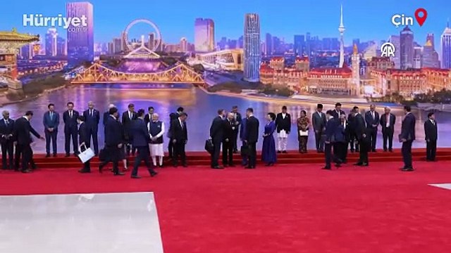 Cumhurbaşkanı Erdoğan, Şanghay İşbirliği Örgütü Zirvesi'ndeki aile fotoğrafı çekimine katıldı