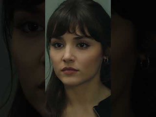 من كم سنة بتشتغلي بلمشفى | مسلسل عزيزة #azize #shorts #kanald #handeerçel