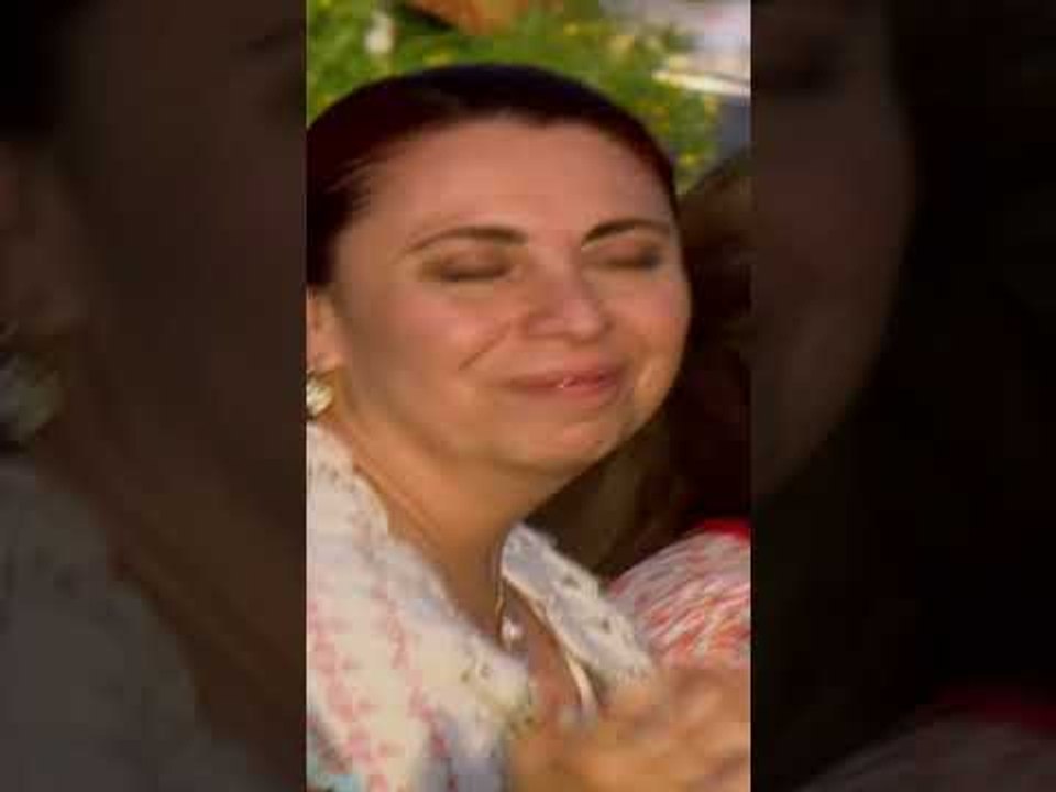 بعتوا فطاير و كبة للدكتور 😂 | مسلسل نارين #نارين #shorts #kanald #birbulutolsam