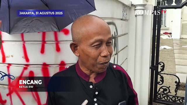 Kondisi Rumah Uya Kuya di Duren Sawit Usai Digeruduk Massa: Penuh Coretan!