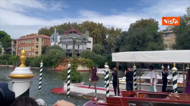 Venezia 82, Fotinì Peluso arriva al Lido per la Mostra del Cinema