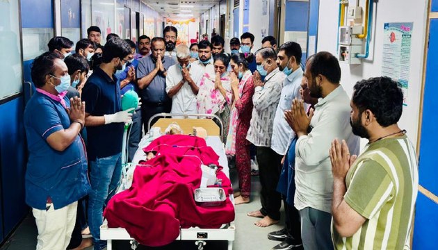 सड़क दुर्घटना में ब्रेन डेड इकलौते भाई के अंगों का बहनों ने किया दान