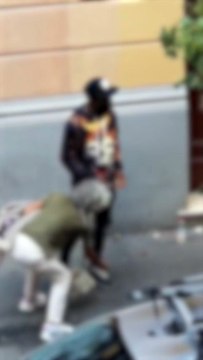 Spaccio in Bolognina: i video shock dei residenti