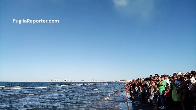 Spettacolo delle Frecce Tricolori a Barletta (2025) - il video completo