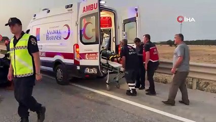 Kastamonu’da otomobil bariyerlere çarptı: 2’si ağır 5 yaralı