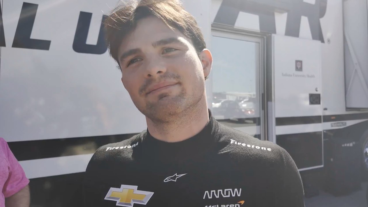Pato O'Ward pasa de ser líder a quedar fuera del GP de Nashville tras choque: "Es una lástima"