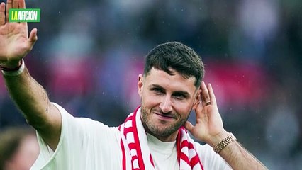 Santiago Giménez sorprende y acepta su salida del Milan rumbo a la Roma