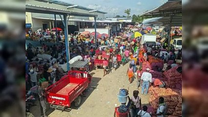 Comerciantes denuncian despojo de dinero en el mercado fronterizo