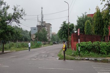 Rajasthan Weather :  रिमझिम बारिश व बौछारों से जयपुर में मौसम हुआ गुलजार, तापमान में आई गिरावट