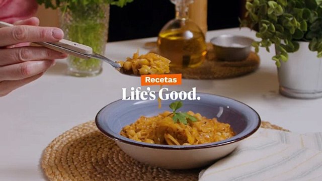 Receta antigua de col, deliciosa y saludable. Exquisita comida nutritiva de col y garbanzos