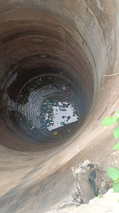 VIDEO: लक्ष्मणगढ़ में सड़क किनारे कुएं से मिला शव, क्षेत्र में फैली सनसनी