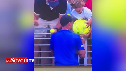 Çocuğa uzatılan şapkayı şirket CEO'su kaptı