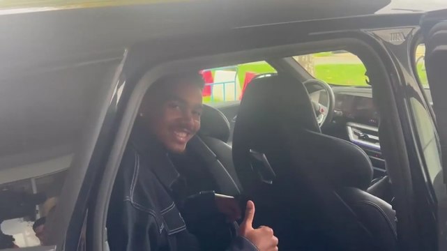 Milan, l'acquisto a sorpresa è Odogu: il suo arrivo a Linate