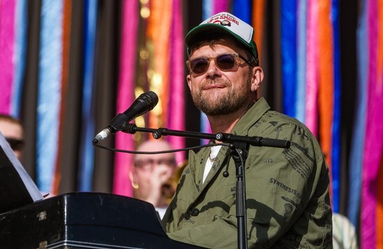 Damon Albarn führt Gorillaz-Gesang auf Drogen zurück