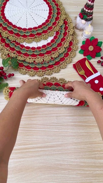 christmas is coming... crochet