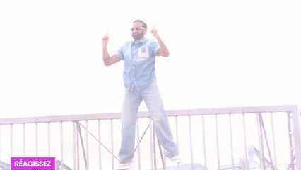 “Les gars, oh !” : Cyril Hanouna arrive par les airs et fait face à un problème technique pour sa première sur W9