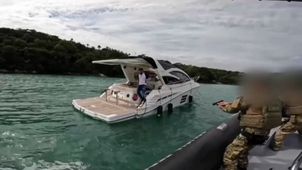 Empresário envolvido com fraude em posto tenta fugir em lancha de luxo