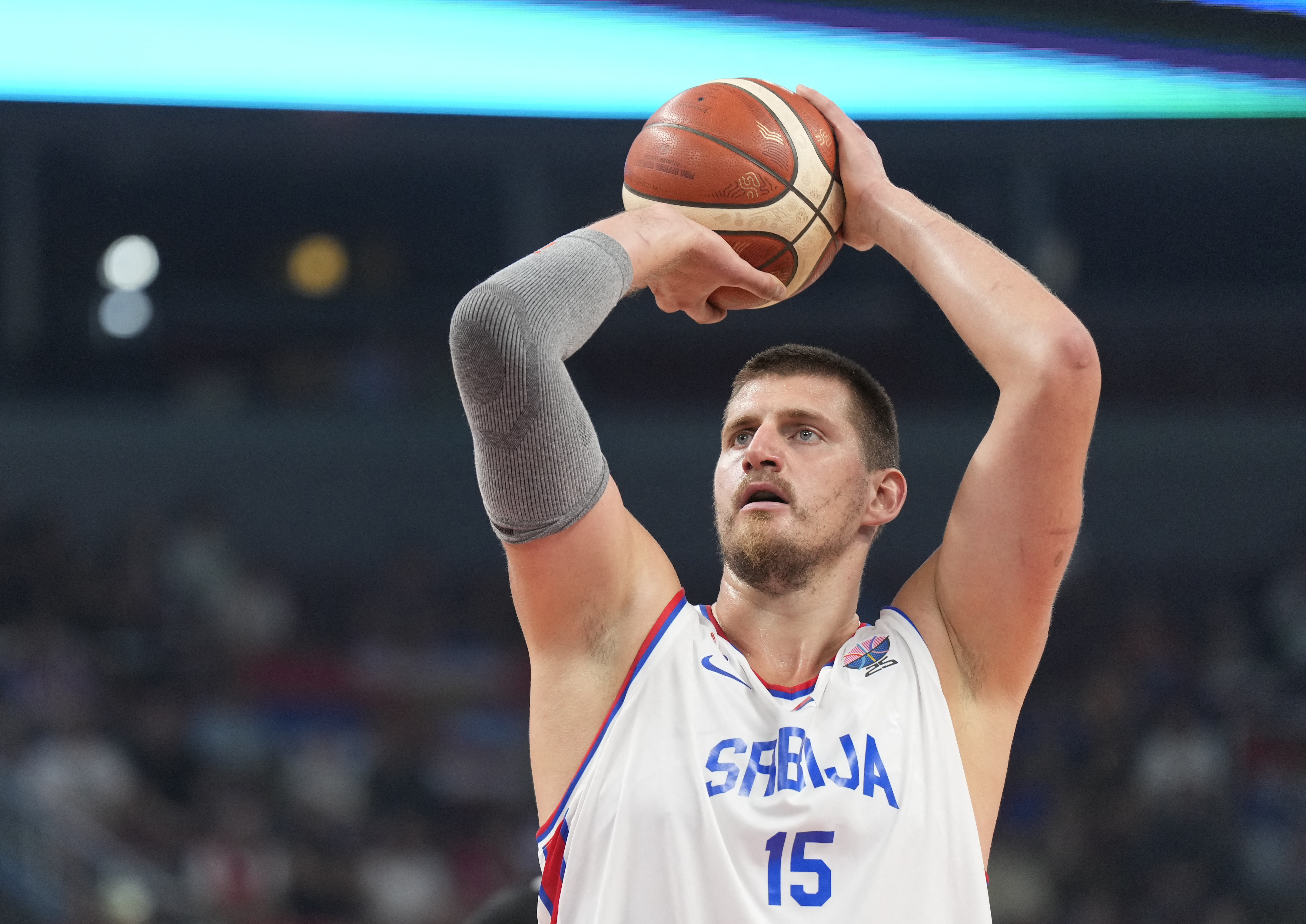 EuroBasket 2025 : Tout en gestion, la Serbie l'emporte sur la Tchéquie