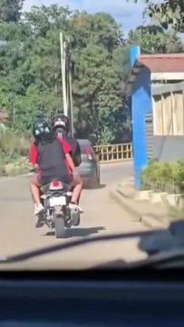 Hombres presuntamente ebrios se accidentan en motocicleta en Comayagua