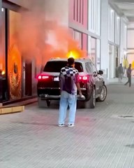 Anas Bukhash car catches fire