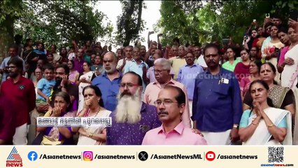 ആറന്മുള ക്ഷേത്രത്തിലെ തിരുവോണ സദ്യക്കുള്ള വിഭവങ്ങൾ എത്തിക്കാൻ മങ്ങാട്ട് ഭട്ടതിരി പുറപ്പെട്ടു