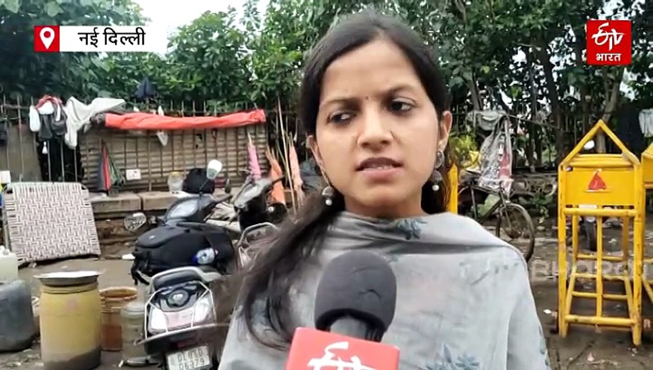 दिल्ली में यमुना खतरे के निशान के पार, रिहायशी इलाकों में घुसा पानी; लोगों को ले जाया गया सुरक्षित जगह