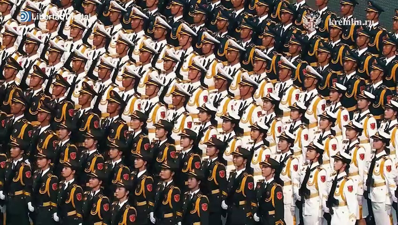 Xi Jinping advierte de una "encrucijada mundial" en un gran desfile militar en Pekín