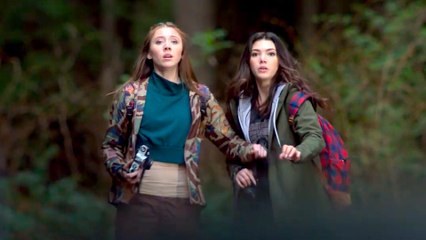 Suspicious Car in the Woods on FOX’s Murder in a Small Town