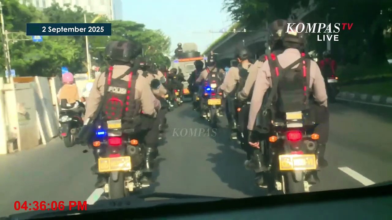Patroli Polisi Pantau Jakarta Pascademo 2 September 2025