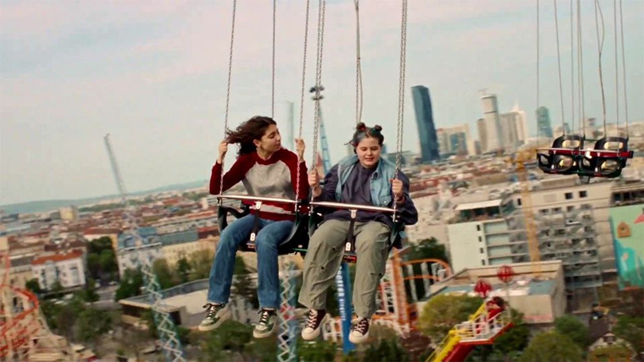 Wenn du Angst hast, nimmst du dein Herz in den Mund und lächelst Trailer DF