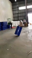 When daily work becomes too boring - A beautiful moment #13