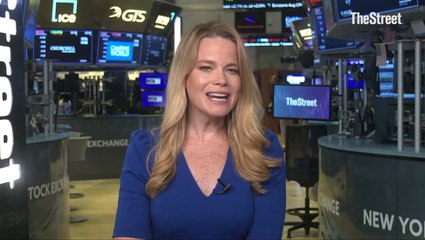 Price of gold soars to new record high