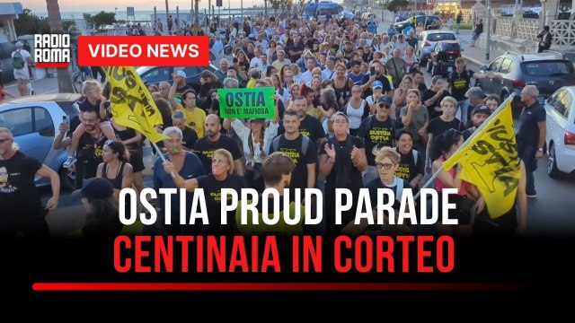 Ostia, centinaia in corteo sul lungomare per la Proud Parade. Enzo Salvi: Chiediamo sicurezza, è Gardaland della criminalità