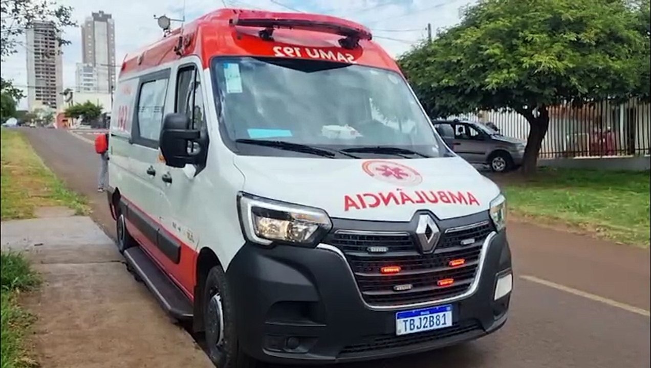 Senhora de 90 anos passa mal em residência, recebe o socorro do Samu e é levada ao hospital