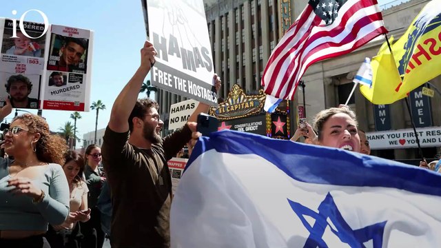 Gal Gadot, la cerimonia per la sua stella sulla Walk of Fame interrotta dalle proteste