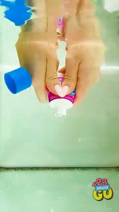 Toothpaste Meets Water… and Things Get Weird 🧼💧