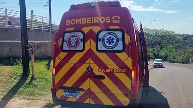 Homem sofre queda após luxação de quadril e é socorrido pelo Siate em Cascavel