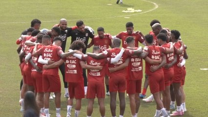 Selección de Panamá realiza su último entrenamiento antes de viajar a Surinam