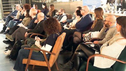 Il 7 marzo è la Giornata Mondiale della Disconnessione. Ma gli italiani restano iperconnessi