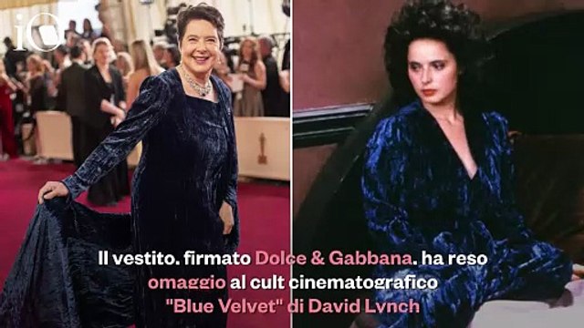 Isabella Rossellini, il velluto blu e gli orecchini di Ingrid Bergman: il look agli Oscar è pieno di tributi