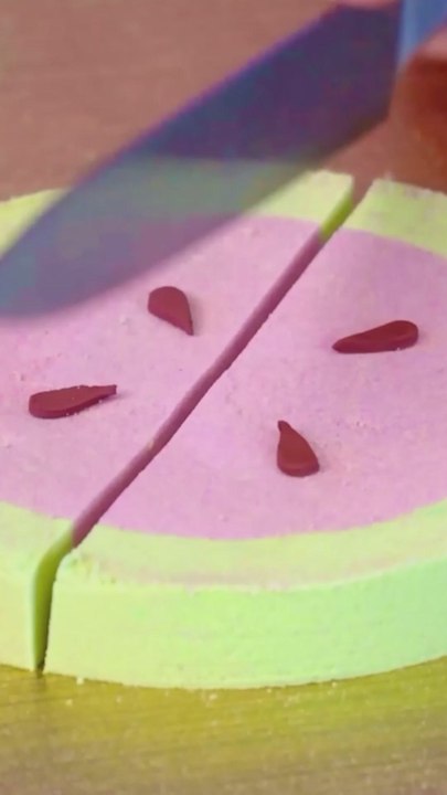 So Satisfying! Cutting a Cake from Kinetic Sand! 🍰🏝️ #asmr #diy #satisfying