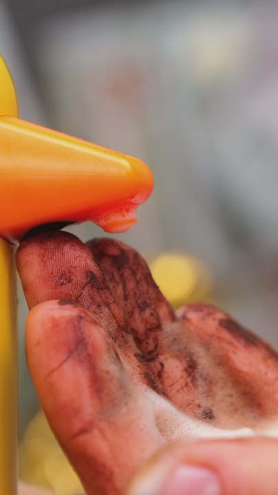 Cute Soap Dispenser Will Solve Your Messy Situations! 🧼✨ #ASMR #DIY #Cleaning