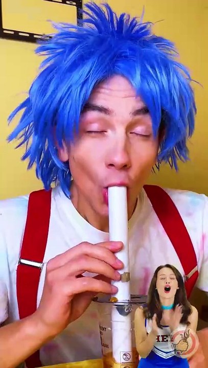 ow! The Biggest Tea Straw In The World! 🥤😲 #funny #food