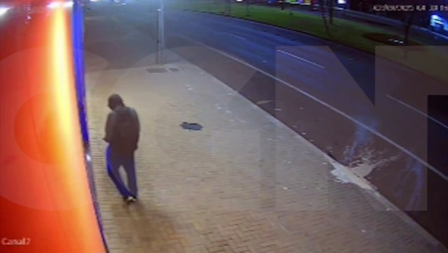 Câmera flagra arrombamento em empresa na Avenida Tancredo Neves