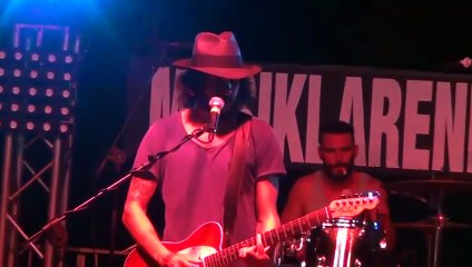 Daniele Celona - Sotto la collina (live)