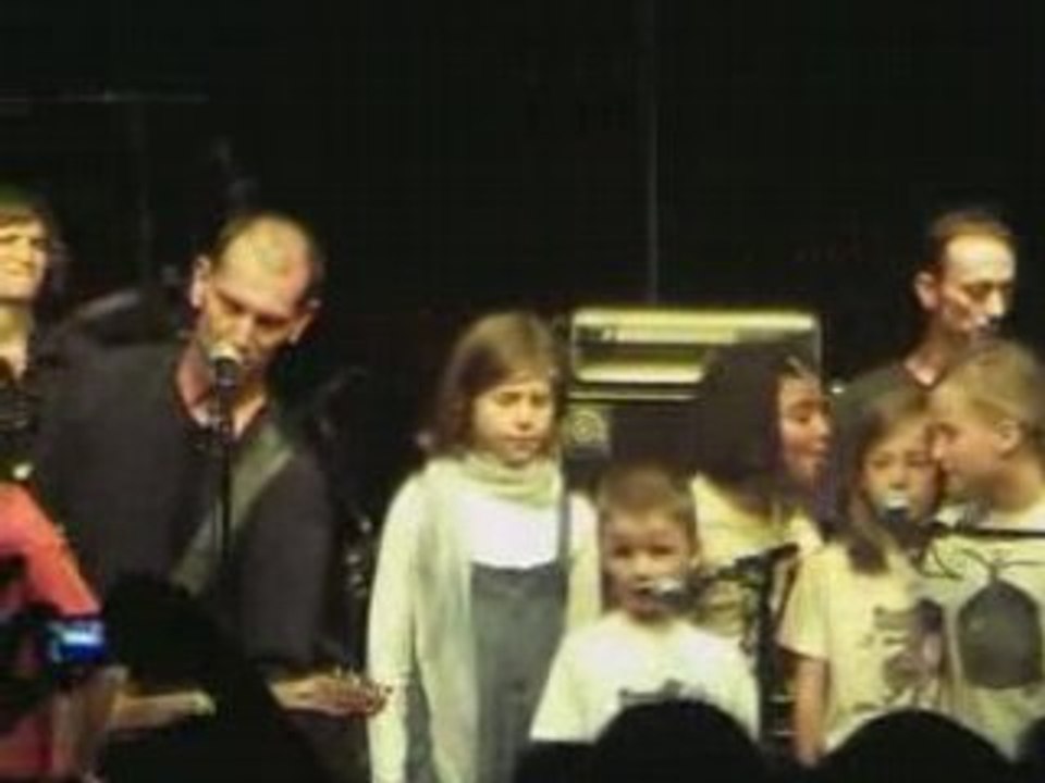 TETES RAIDES BANCO à MANTES MPEG1 50MO