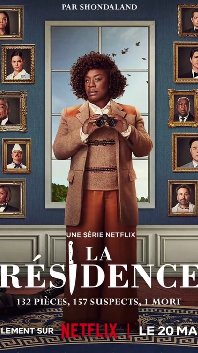 La résidence sur Netflix. La série à voir et revoir. Trop heureux d’y jouer le rôle du mari du président des États Unis.