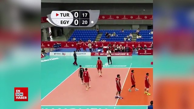 U21 Erkek Voleybol Milli Takımı'nda yedek oyuncular arasında kavga çıktı