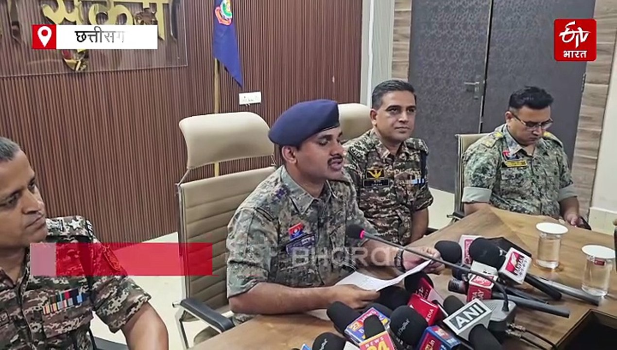 सुकमा में एक साथ 20 नक्सलियों का सरेंडर, सभी 33 लाख के इनामी, नियद नेल्लानार योजना से हुए प्रभावित